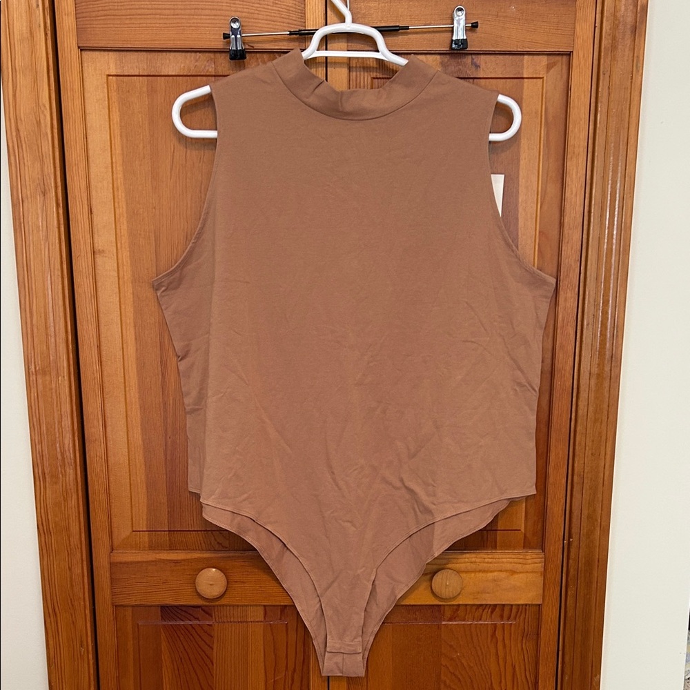 A New Day Brown Mock Neck Bodysuit Plus 4X NWT Sleeveless Soft Stretch Top